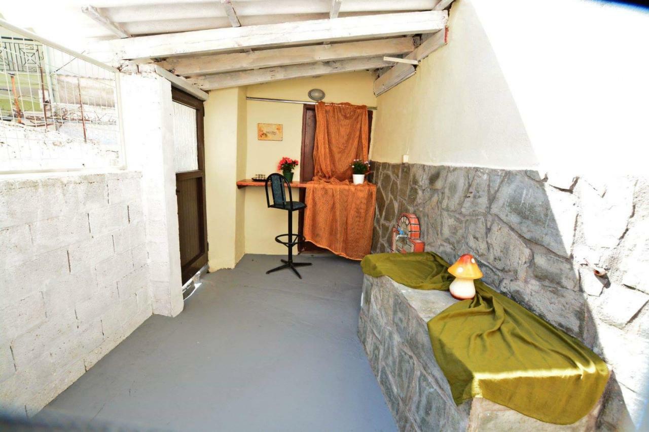 Eveline House Apartment Kallirakhi ภายนอก รูปภาพ